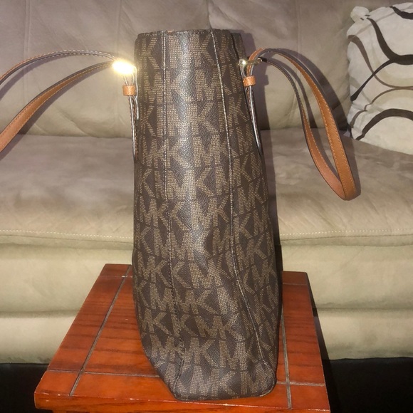 Michael Kors Tote Bag - Picture 3 of 3